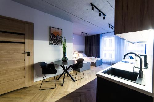 Køkken eller tekøkken på Apartamenty I SORAU