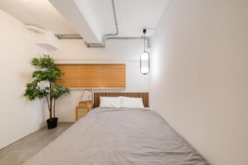 Shibuya Beatles house 10min walk from Shibuya Station