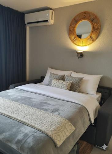 bohème chic vue marina Piscine et parking privé