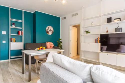 Urban Chic Apartment