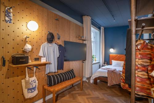 Giường trong phòng chung tại Hotel Mayfair