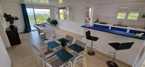 Et opholdsområde på HARMONY Appart Type Penthouse avec vue imprenable