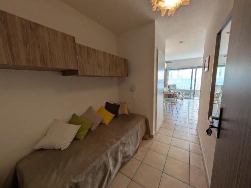 Studio climatisé pour 2/3 - Proche plage et commerces - WiFi inclus