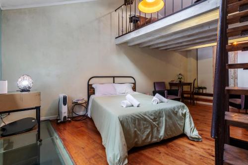 Unique stylish house in beautiful Graça