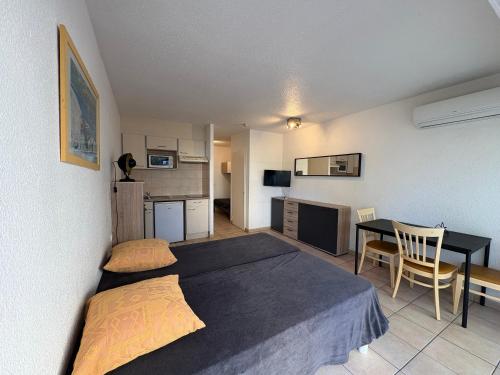 Studio climatisé 2/3 pers. - Proche plage, centre-ville, Wi-Fi gratuit