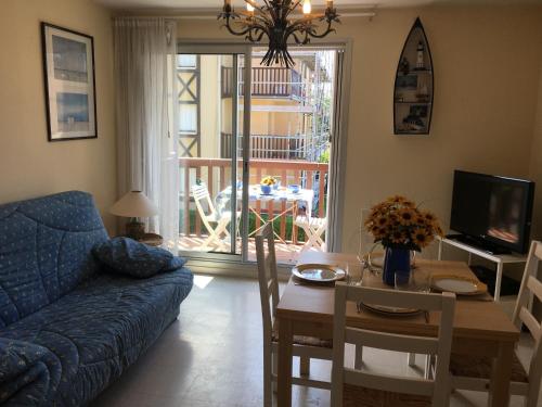 Appartement 2 pièces à Cabourg - Proche plage et centre-ville, balcon et parking privé - FR-1-487-300