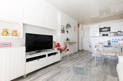 Vue Mer avec Grande Terrasse - Cannes