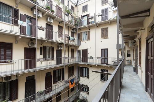 Porta Venezia - Castaldi - Bilocale con letto soppalcato
