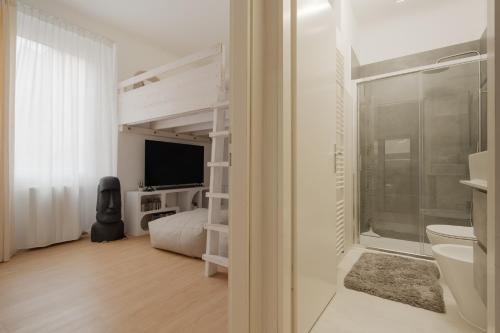 Porta Venezia - Castaldi - Bilocale con letto soppalcato