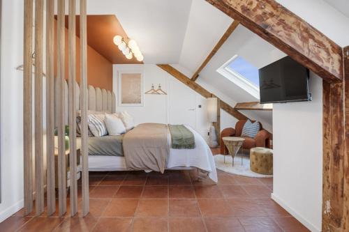 Studio sous les toits, Nice Centre