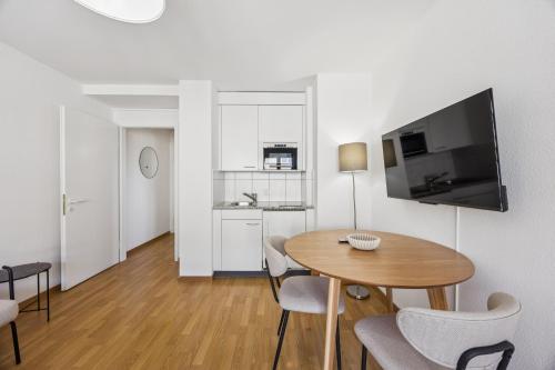 Stylish Studio in Zurich - Crown 11