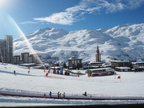 Appartement ski aux pieds, 2 pièces, 6 pers, balcon Sud/Ouest - FR-1-344-939