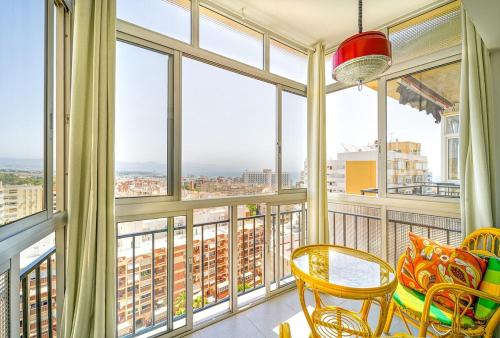 Vintage seaview apartment