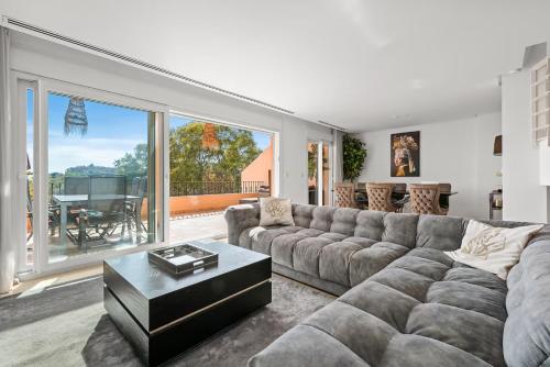 Luxury seaview apartment in Marbella located in a secure gated community with swimming pool and large terrace Perfect for families visiting Marbella and Puerto Banús