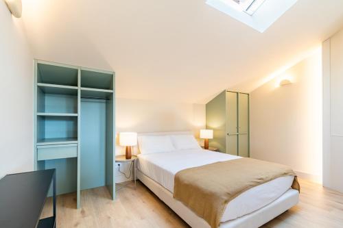 Bonjardim Suites
