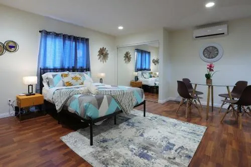 Modern Oasis Studio - near LAX, SoFi, USC, DTLA photo 1