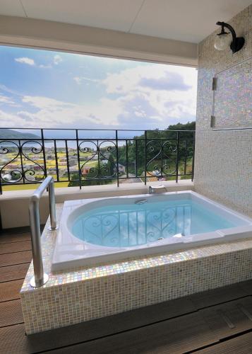 Kolam renang di atau dekat dengan La Vista Fujikawaguchiko