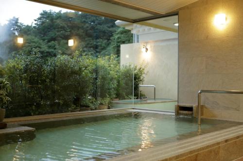 A piscina em ou perto de La Vista Fujikawaguchiko