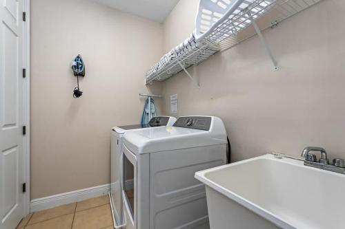 Game Room Heated pool Cinema 6Mi to Disney photo 39