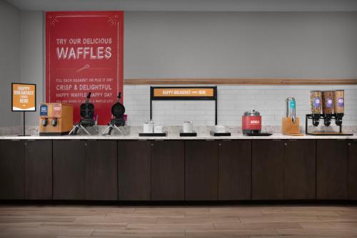 Chứng chỉ, giải thưởng, bảng hiệu hoặc các tài liệu khác trưng bày tại Hampton Inn Fort Lauderdale Downtown Las Olas Area