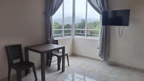 Et tv og/eller underholdning på HOSPEDAJE VILLA SAMARA --- cerca de la piedra -- GUATAPÉ