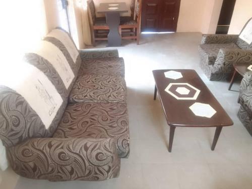 Zona d'estar a Cozy Flat Spur Rood