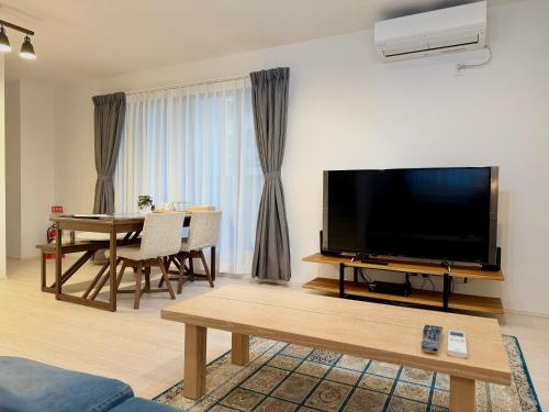 HOUSTAY NISSIJIN B Private House with Parking