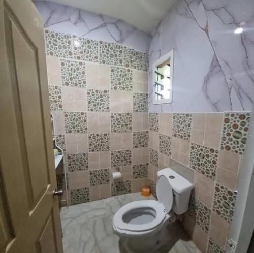 A bathroom at Dream Big Accommodation