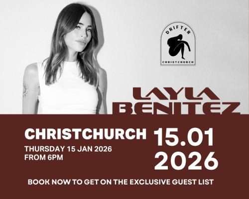 Et logo, certifikat, skilt eller en pris der bliver vist frem på Drifter Christchurch