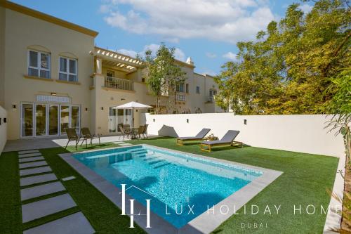 LUX The Serene Springs Villa 2