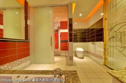Un baño de Zheng Yi Classic Hotel & Motel
