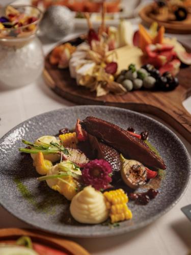 Mad på hotellet eller i nærheden