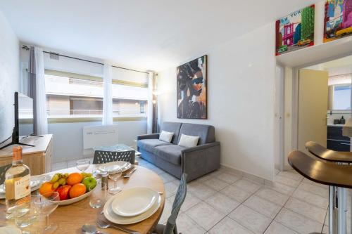 1-Br Apartment Palm Beach Near Beaches & La Croisette