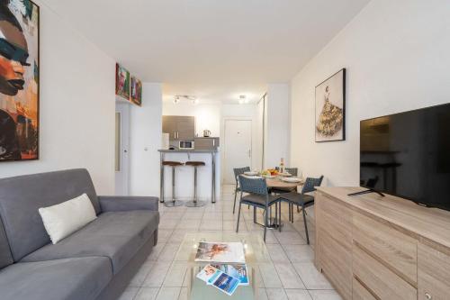 1-Br Apartment Palm Beach Near Beaches & La Croisette