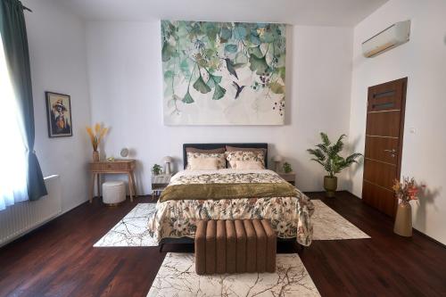 In the heart of Pécs, Elegant civic apartment in the city center