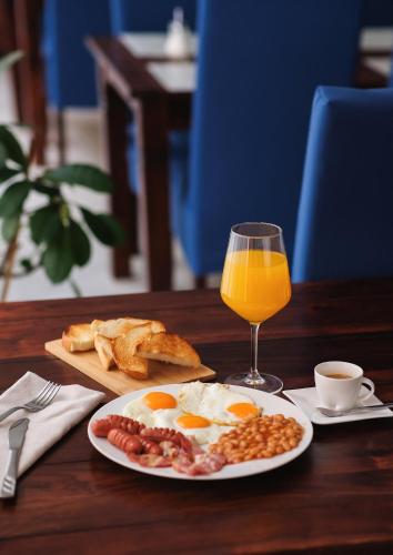 Otelde veya yakınında yiyecek