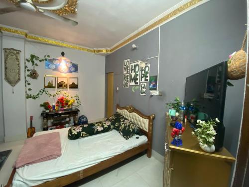 Llit o llits en una habitació de The Raj palace