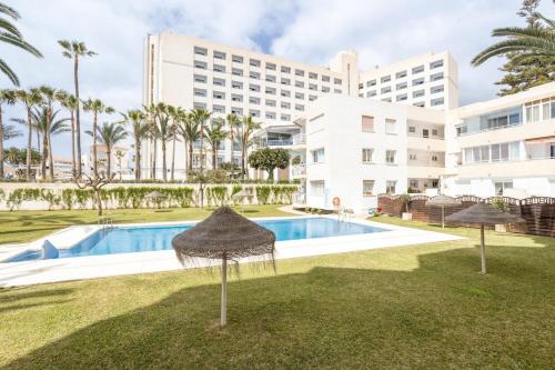 Large One Bed Apt