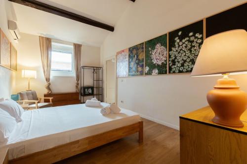Artists' Attic