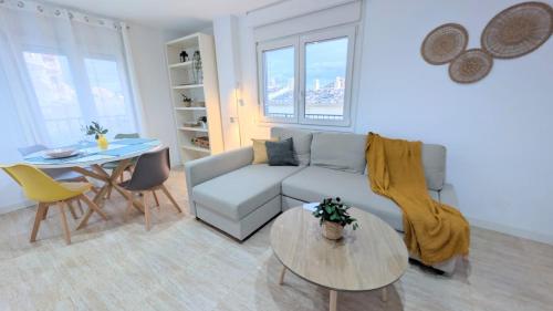 Elegant Sea View Apartment Near Beach & Train