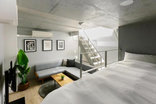 KOU Jiyugaoka 101