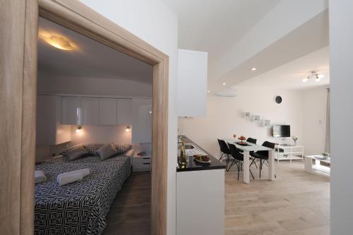 Villa Silver