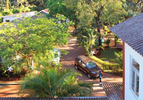 Jardín al aire libre en Hotel Malas