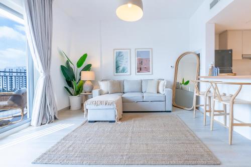 One Bedroom Apartment by Otolo Homes with Free Yas Theme Park Tickets