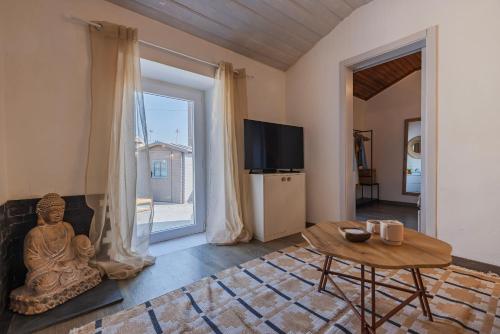 Ericeira Coastal Hideaway - Near Surf
