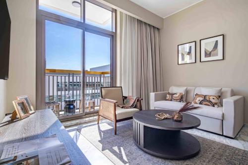 Frank Porter - Avenue Residence