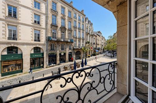 Place du Palais