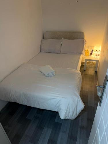 Quiet Comfort Room In Barsha Heights Tecom