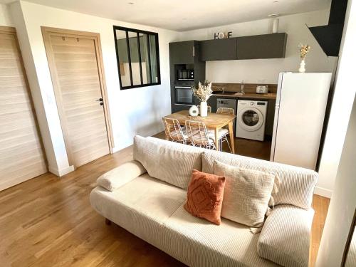 Appartement calme et cosy proche centre vue château
