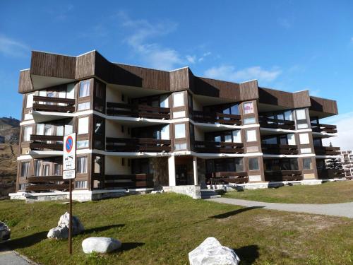 Appartement rénové 3 pièces à Tignes - Ski aux pieds, balcon, idéal pour 7 pers.